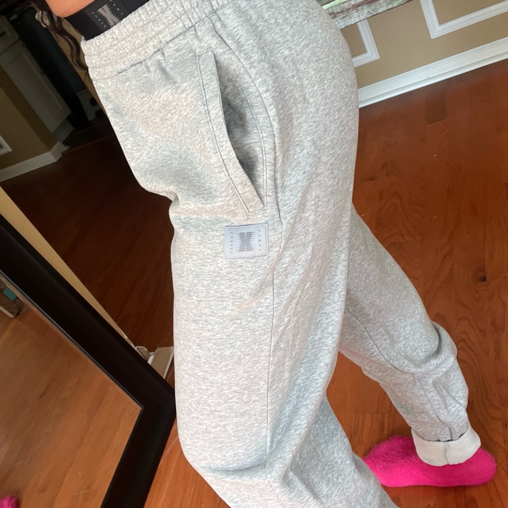 Savage X Fenty Platinum Grey Oversized Xssential Rolled Cuff Jogger Sweatpants - Picture 14 of 16